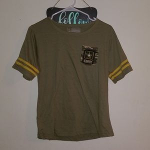 💛U.S. Army tshirt💛
